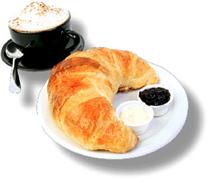 http://www.2travelandeat.com/images-pays/images-autriche/cafcroissant.jpg